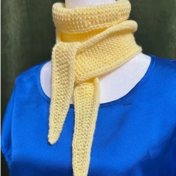 Handmade Yellow Knitted Neck Scarf – Soft Cozy Accessory - Picture 4 of 8